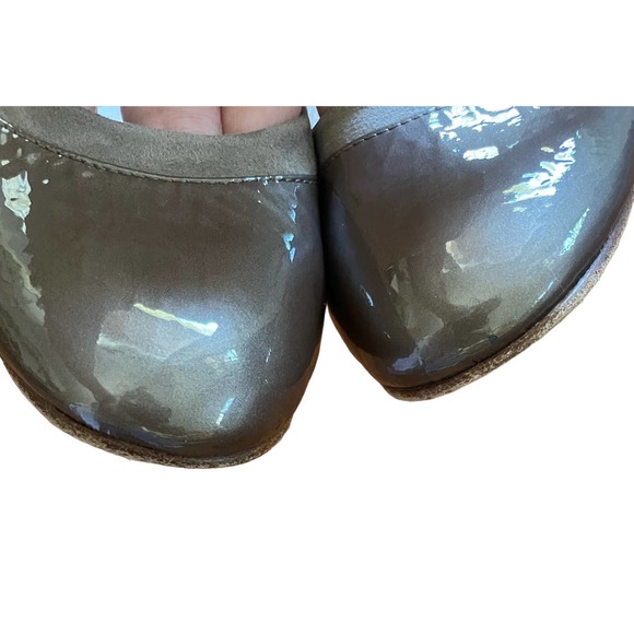 Donald J Pliner Ballet Flats Color:Taupe Size:9N - Picture 6 of 7